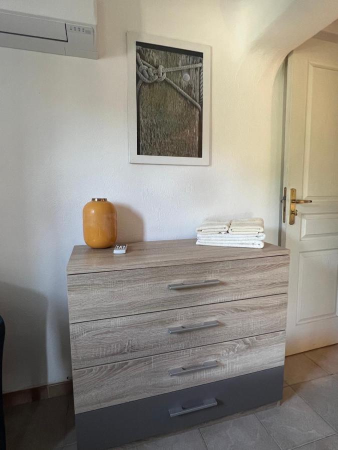 Chambres Et Tables D'Hotes Zelia & Jacques Berquez Pianottoli-Caldarello  Exterior photo